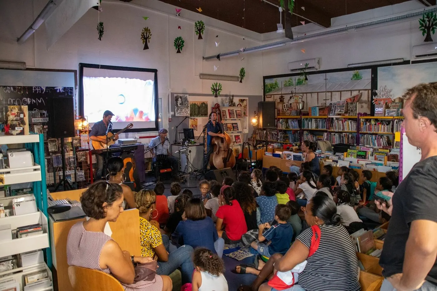 73342384_10158833379469097_7603410969527582720_o