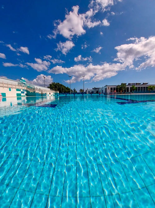 Fermeture de la piscine pour cause de compétition