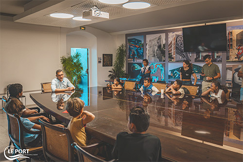 Rencontre avec les jeunes de la ZAC et visite de la ville