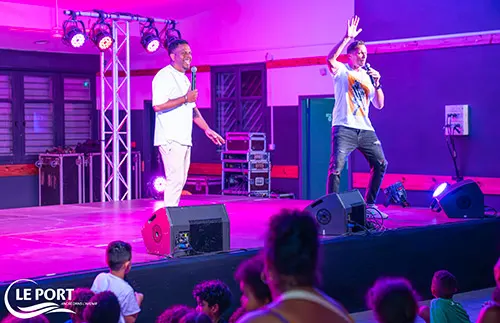 Quand l’humour débarque à la Rivière des Galets