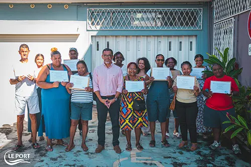 Remise d’attestations d’expérience professionnelle à 33 agents