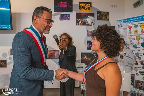 Des distinctions pour valoriser l’engagement des jeunes
